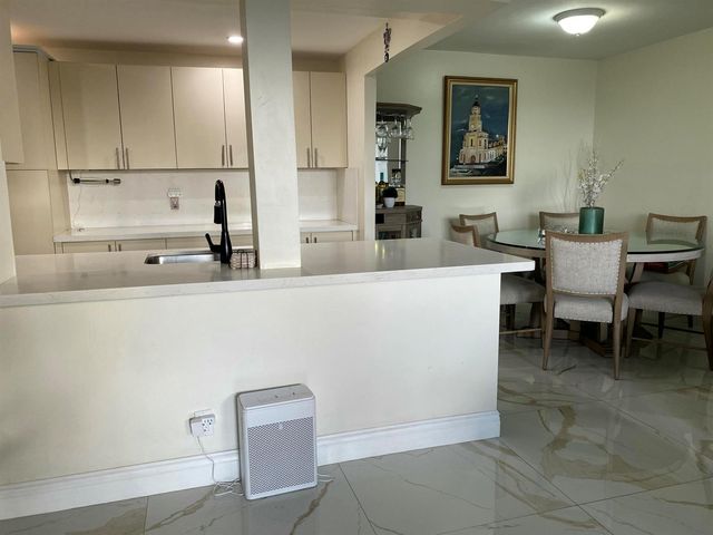 7001 Environ Boulevard 403, Lauderhill, FL 33319