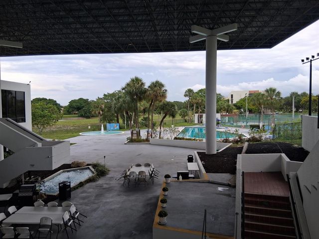 7001 Environ Boulevard 403, Lauderhill, FL 33319