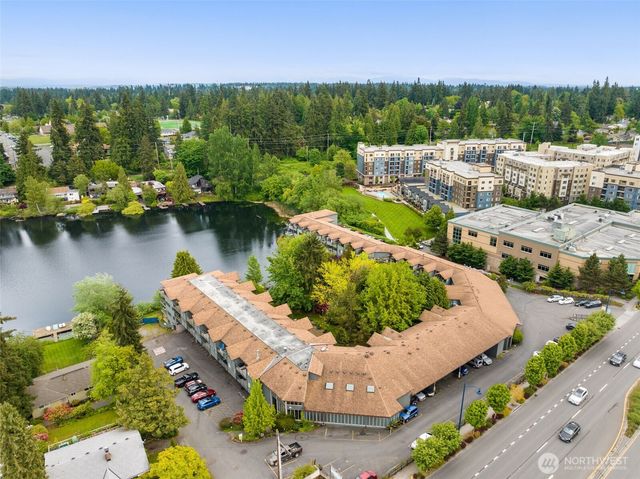 19414 Aurora Avenue N #204, Shoreline, WA 98133