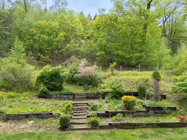 1644 Upper Dummerston Road, Brattleboro, VT 05301