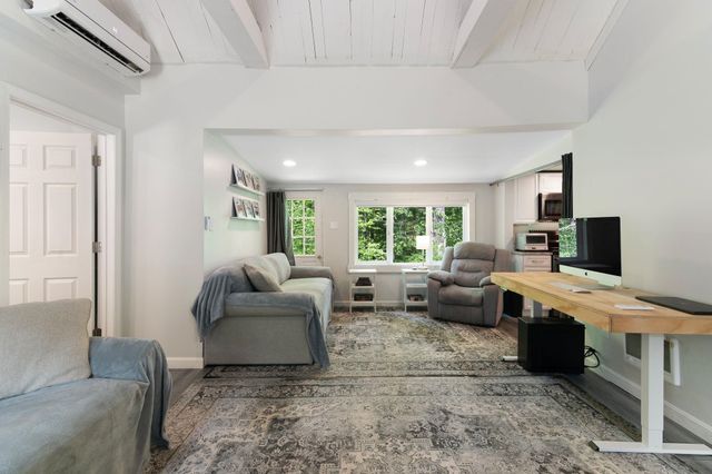 1644 Upper Dummerston Road, Brattleboro, VT 05301