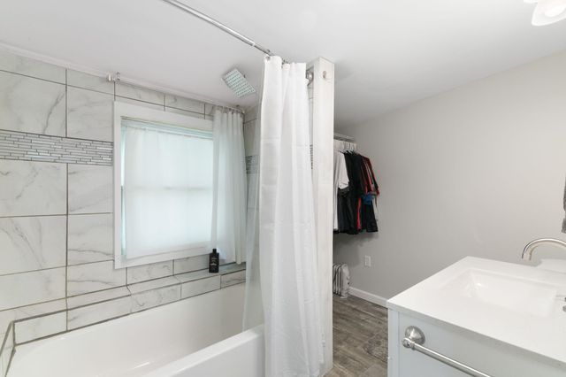 1644 Upper Dummerston Road, Brattleboro, VT 05301