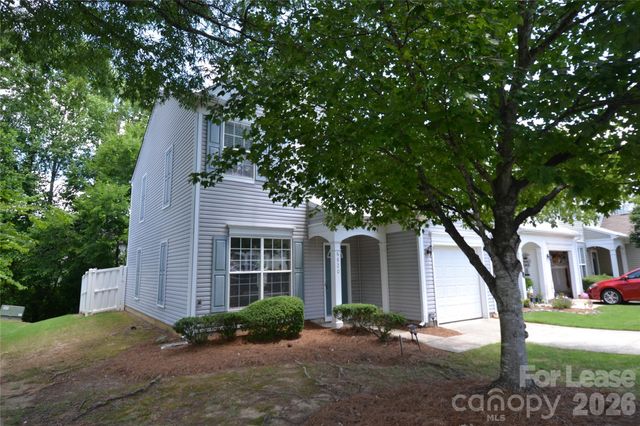 6820 Beverly Springs Drive, Charlotte, NC 28270