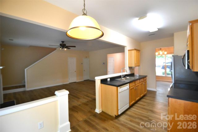 6820 Beverly Springs Drive, Charlotte, NC 28270