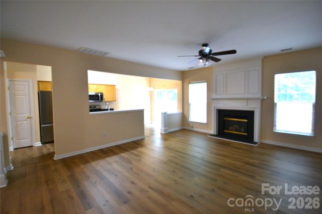 6820 Beverly Springs Drive, Charlotte, NC 28270