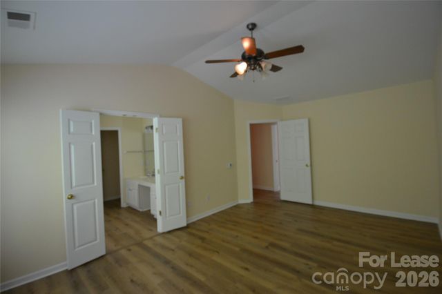 6820 Beverly Springs Drive, Charlotte, NC 28270