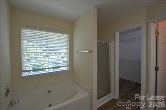 6820 Beverly Springs Drive, Charlotte, NC 28270