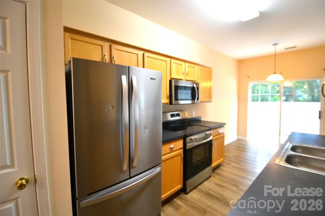 6820 Beverly Springs Drive, Charlotte, NC 28270