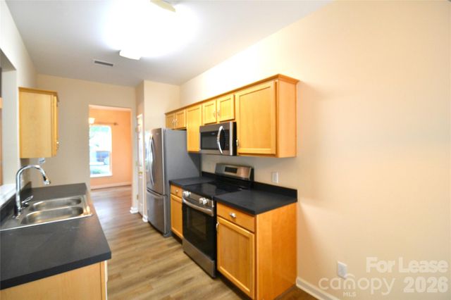 6820 Beverly Springs Drive, Charlotte, NC 28270