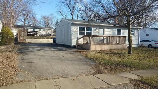 1307 Glenwood Road, Bloomington, IL 61704