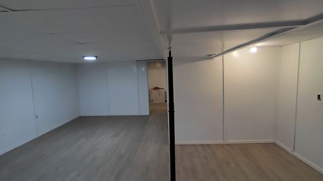 1307 Glenwood Road, Bloomington, IL 61704