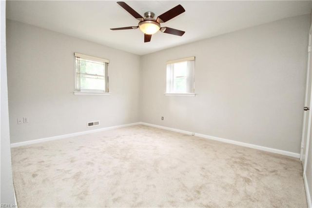 3821 Lampl AVE, Virginia Beach, VA 23452