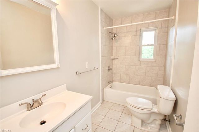 3821 Lampl AVE, Virginia Beach, VA 23452