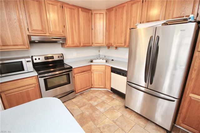 3821 Lampl AVE, Virginia Beach, VA 23452