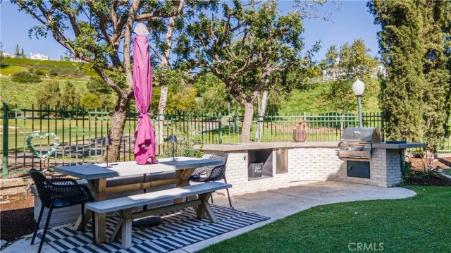 11 Willowglade, Rancho Santa Margarita, CA 92679
