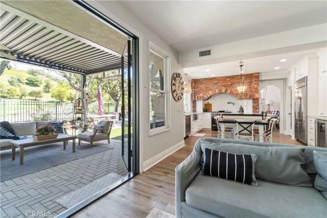 11 Willowglade, Rancho Santa Margarita, CA 92679