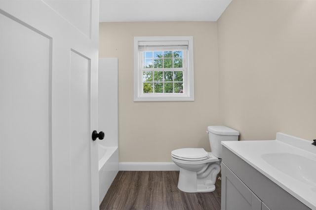 20 Ritter Street, Nashua, NH 03060
