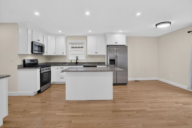 20 Ritter Street, Nashua, NH 03060