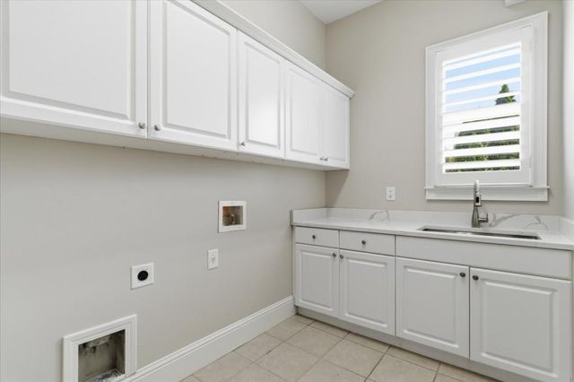 1705 ARDGLASS COURT NW, Kennesaw, GA 30152