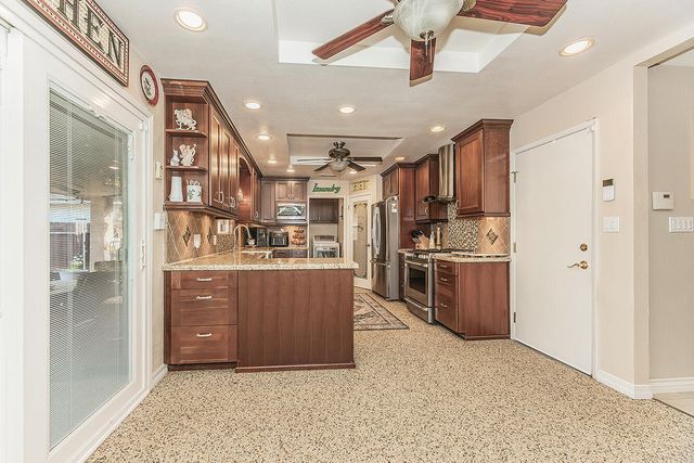 5644 N Hazel Avenue, Fresno, CA 93711