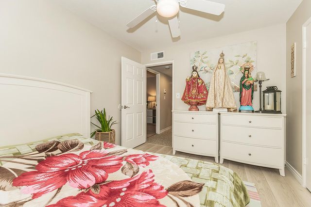 5644 N Hazel Avenue, Fresno, CA 93711