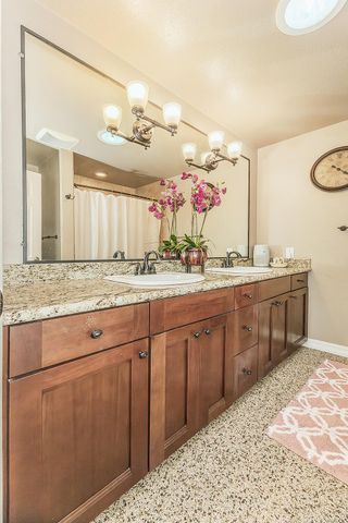 5644 N Hazel Avenue, Fresno, CA 93711