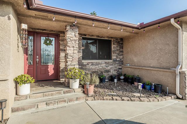 5644 N Hazel Avenue, Fresno, CA 93711