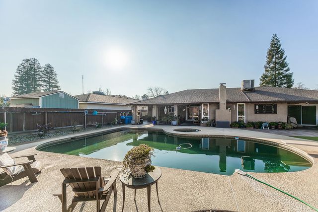 5644 N Hazel Avenue, Fresno, CA 93711