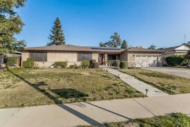 5644 N Hazel Avenue, Fresno, CA 93711