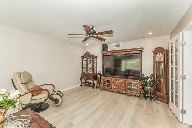 5644 N Hazel Avenue, Fresno, CA 93711