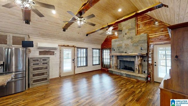 298 COUNTY ROAD 2030, Crane Hill, AL 35053