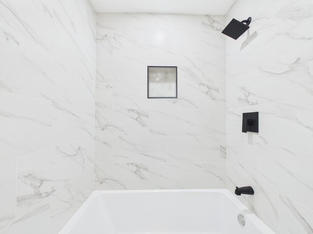 2002 Jones Street, Rosenberg, TX 77471