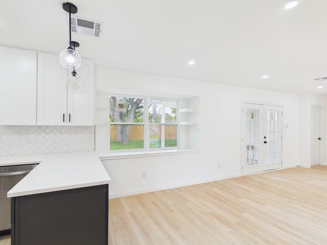 2002 Jones Street, Rosenberg, TX 77471