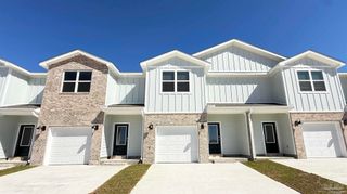 2411 Cliff Hollow Cir, Gulf Breeze, FL 32563