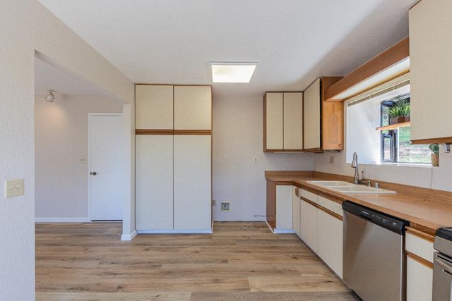 6959 Valle Pacifico Road, Salinas, CA 93907