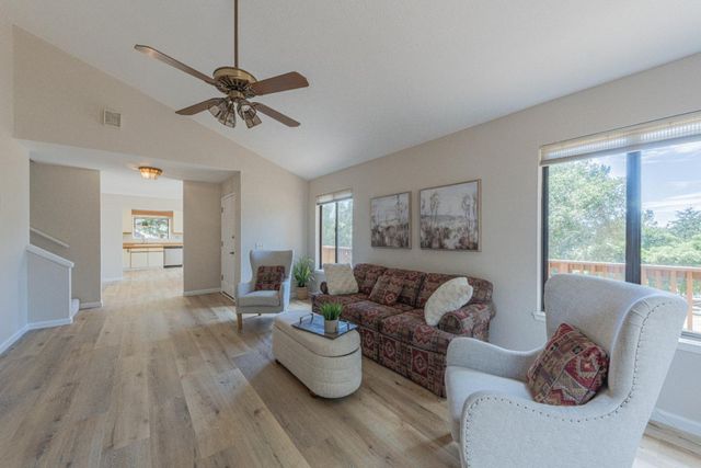 6959 Valle Pacifico Road, Salinas, CA 93907