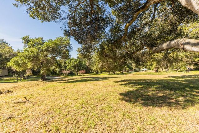 6959 Valle Pacifico Road, Salinas, CA 93907