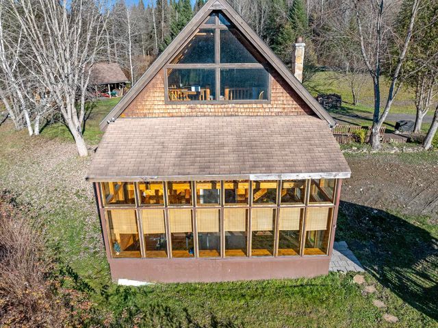 1639 Halls Stream Road, Pittsburg, NH 03592