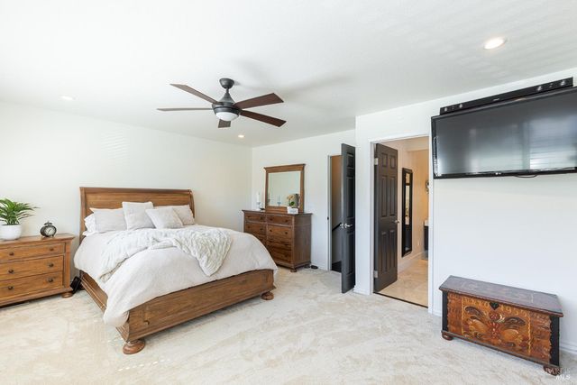 2409 Canin Ct, Santa Rosa, CA 95405