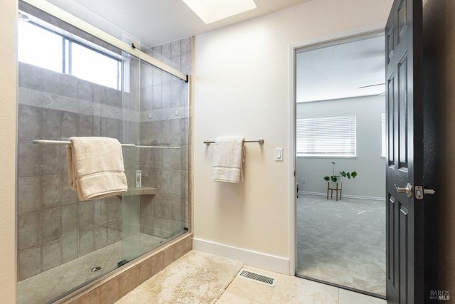 2409 Canin Ct, Santa Rosa, CA 95405