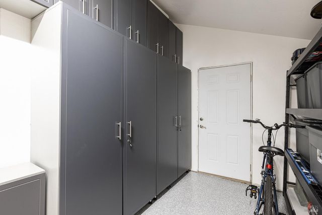 2409 Canin Ct, Santa Rosa, CA 95405