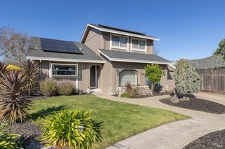 2409 Canin Ct, Santa Rosa, CA 95405
