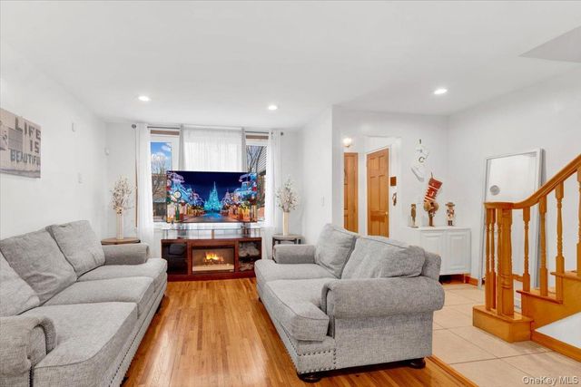 239 Brinsmade Avenue, Bronx, NY 10465