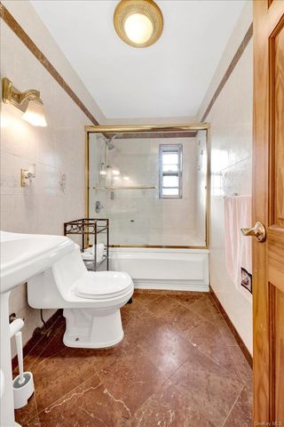 239 Brinsmade Avenue, Bronx, NY 10465