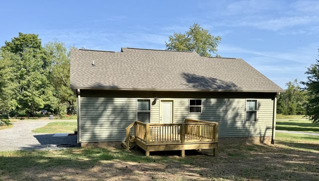 428 Parker Rd, Portland, TN 37148