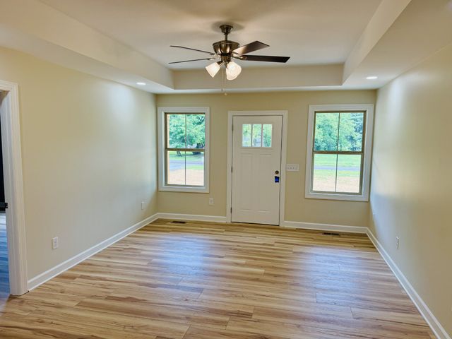 428 Parker Rd, Portland, TN 37148