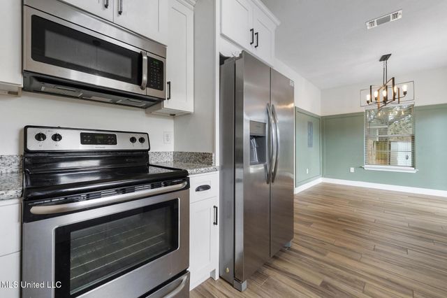 13004 Alta Vida Court, Gulfport, MS 39503