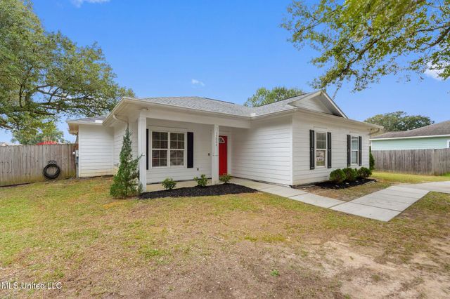 13004 Alta Vida Court, Gulfport, MS 39503