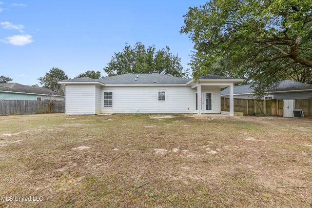 13004 Alta Vida Court, Gulfport, MS 39503