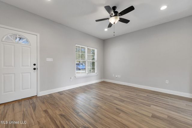 13004 Alta Vida Court, Gulfport, MS 39503